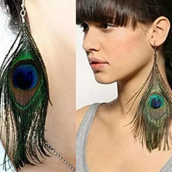 Jewelry - 🎀 Beautiful Peacock Feather Earrings